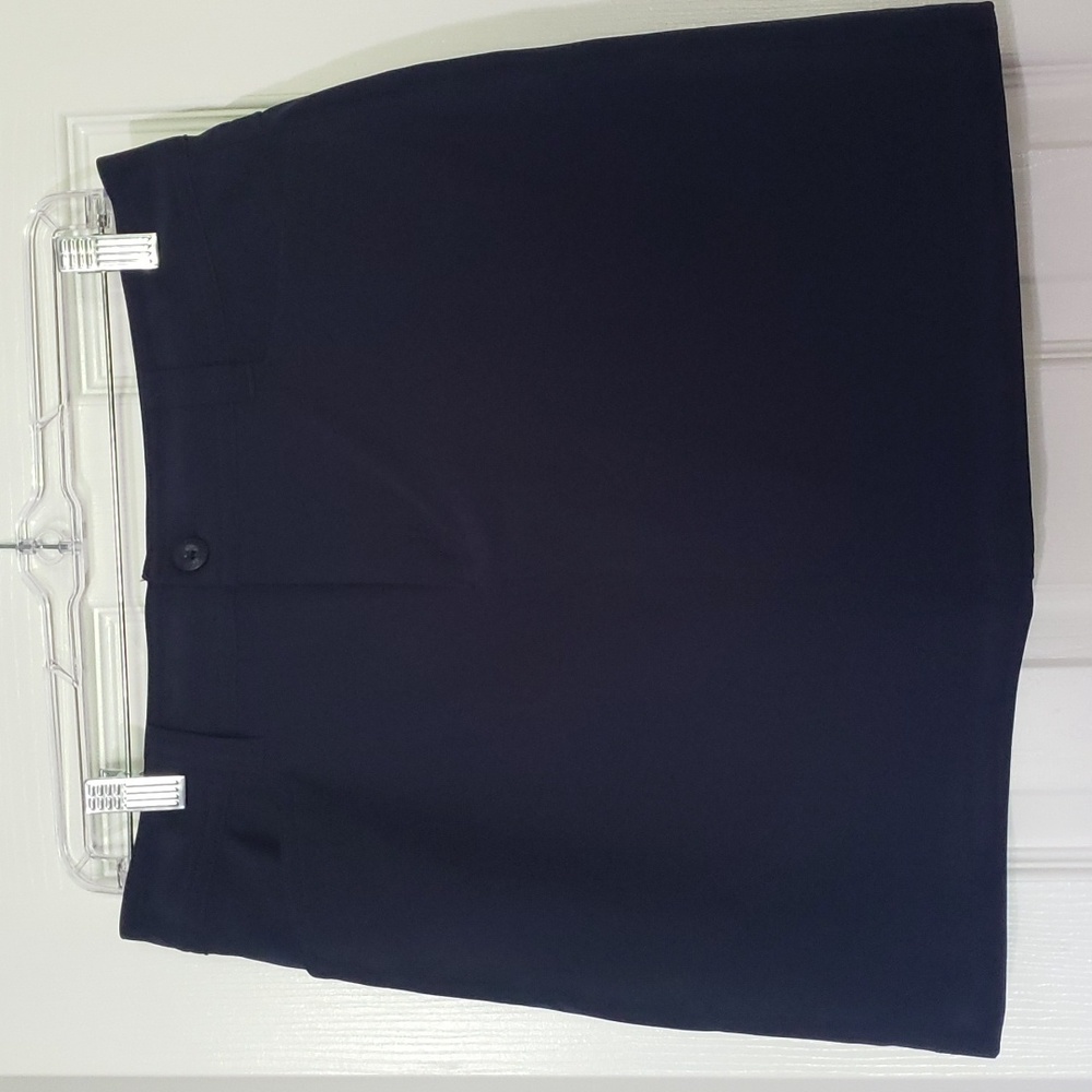 Eddie Bauer navy skort ladies med size 6